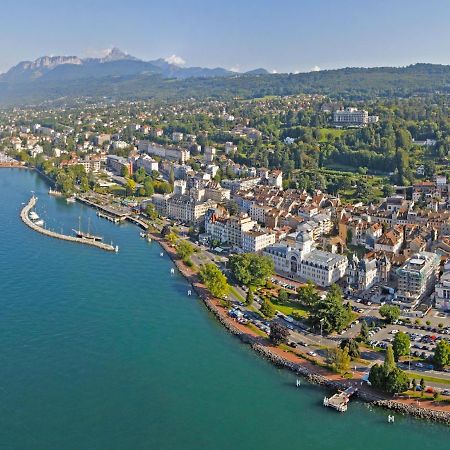 Intimement Lac Evian-les-Bains Luaran gambar